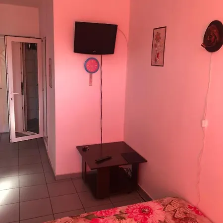 Garsoniera إيفوري نورد